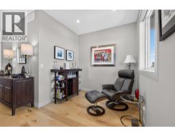 Bedroom - 9823 Cathedral Drive, Silver Star, BC V1B0S1 Photo 12