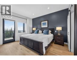 Bedroom - 9823 Cathedral Drive, Silver Star, BC V1B0S1 Photo 17