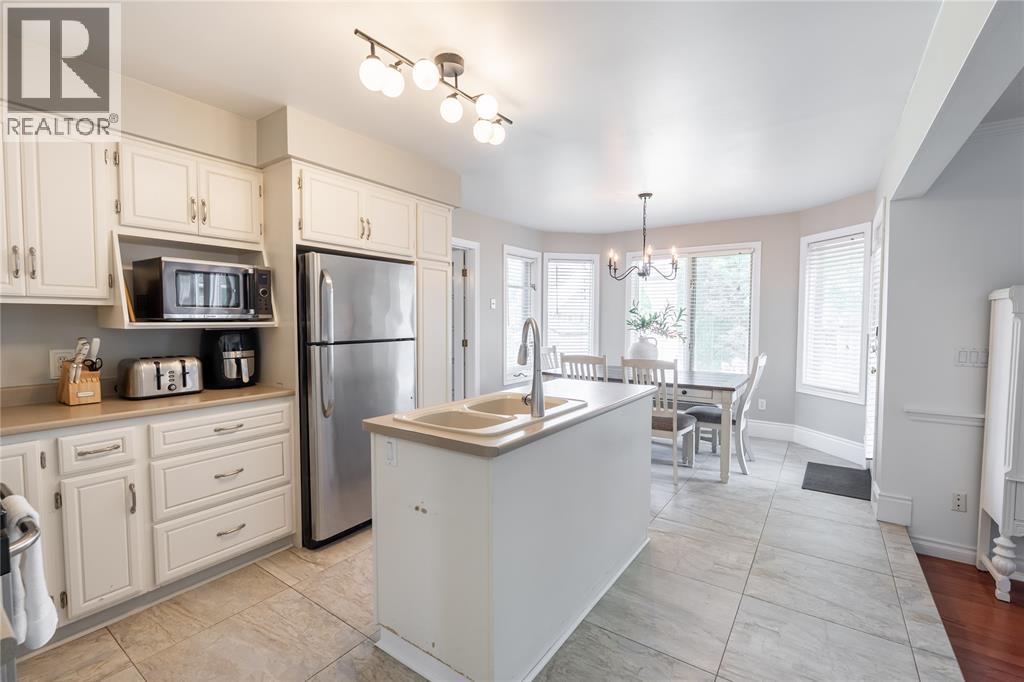 2718 SANDFIELD CRESCENT, Sarnia — photo 5