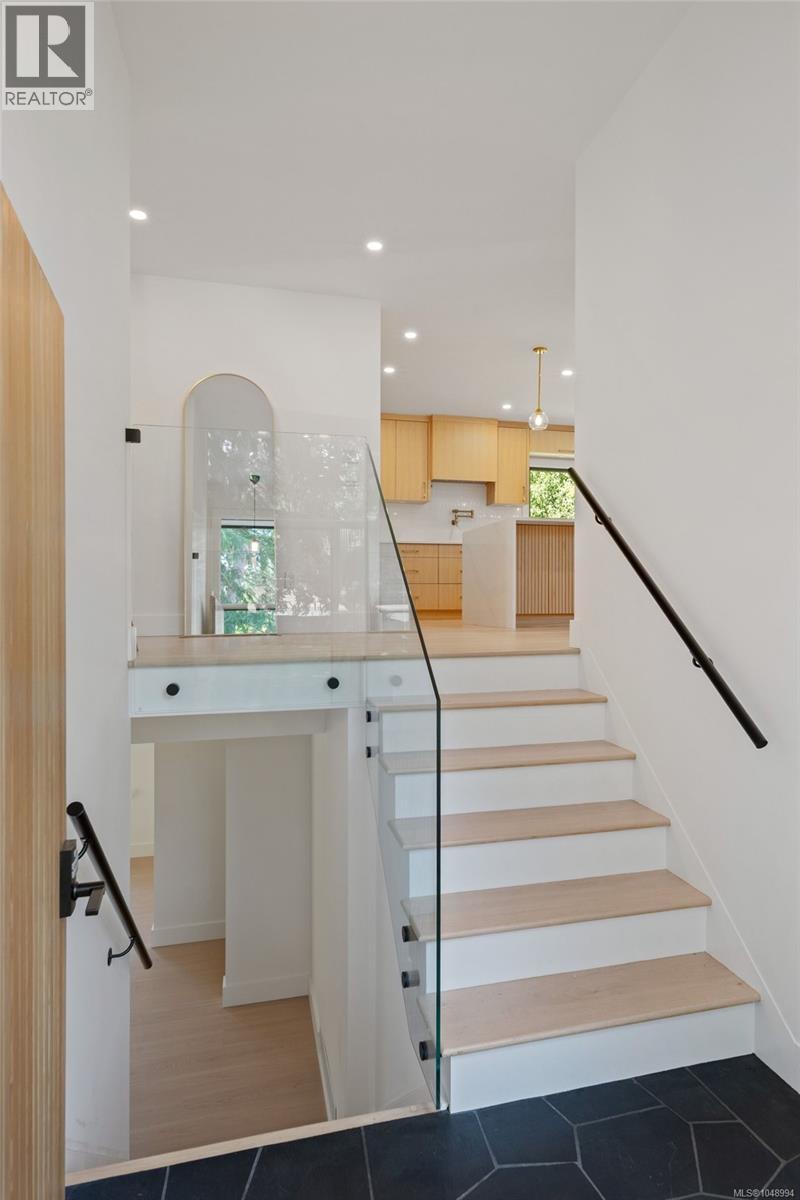  1601 Mileva Lane, Saanich