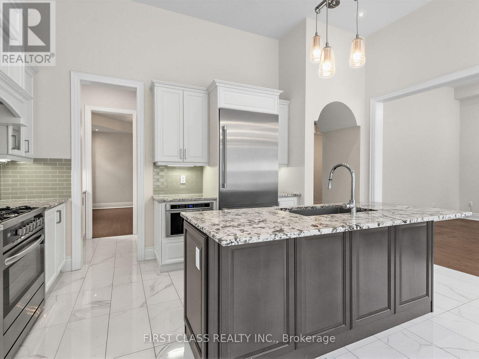 16 MACDONALD COURT - 14