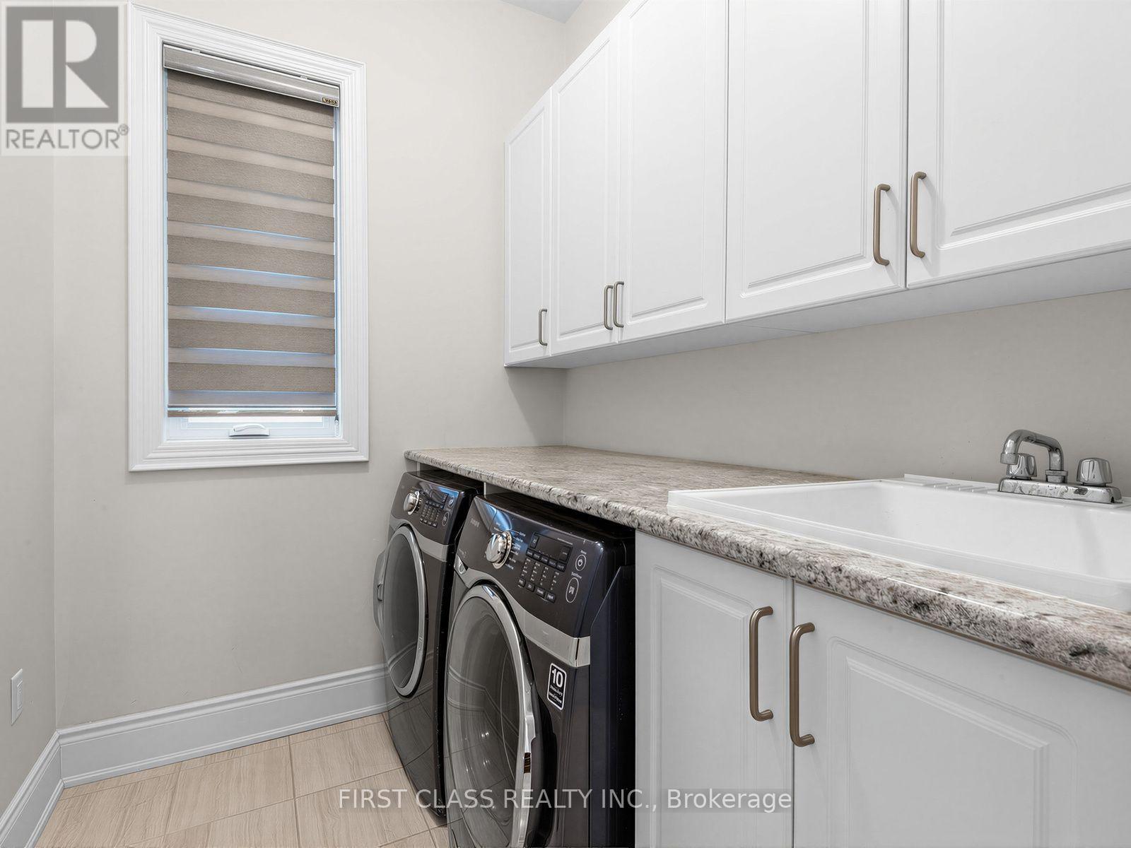 16 MACDONALD COURT - 25