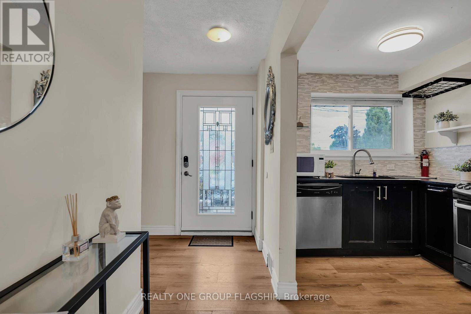 12 AZALEA COURT - 12