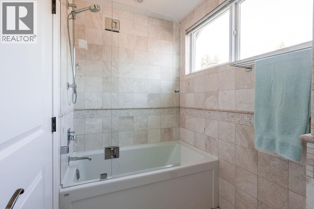 2316 NELSON AVENUE, West Vancouver