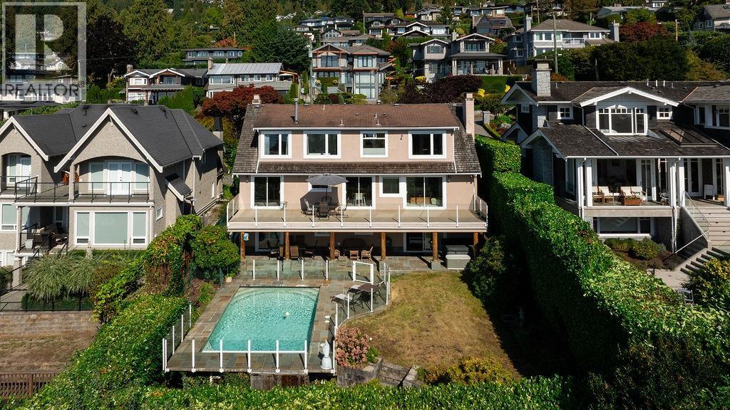 2316 NELSON AVENUE, West Vancouver