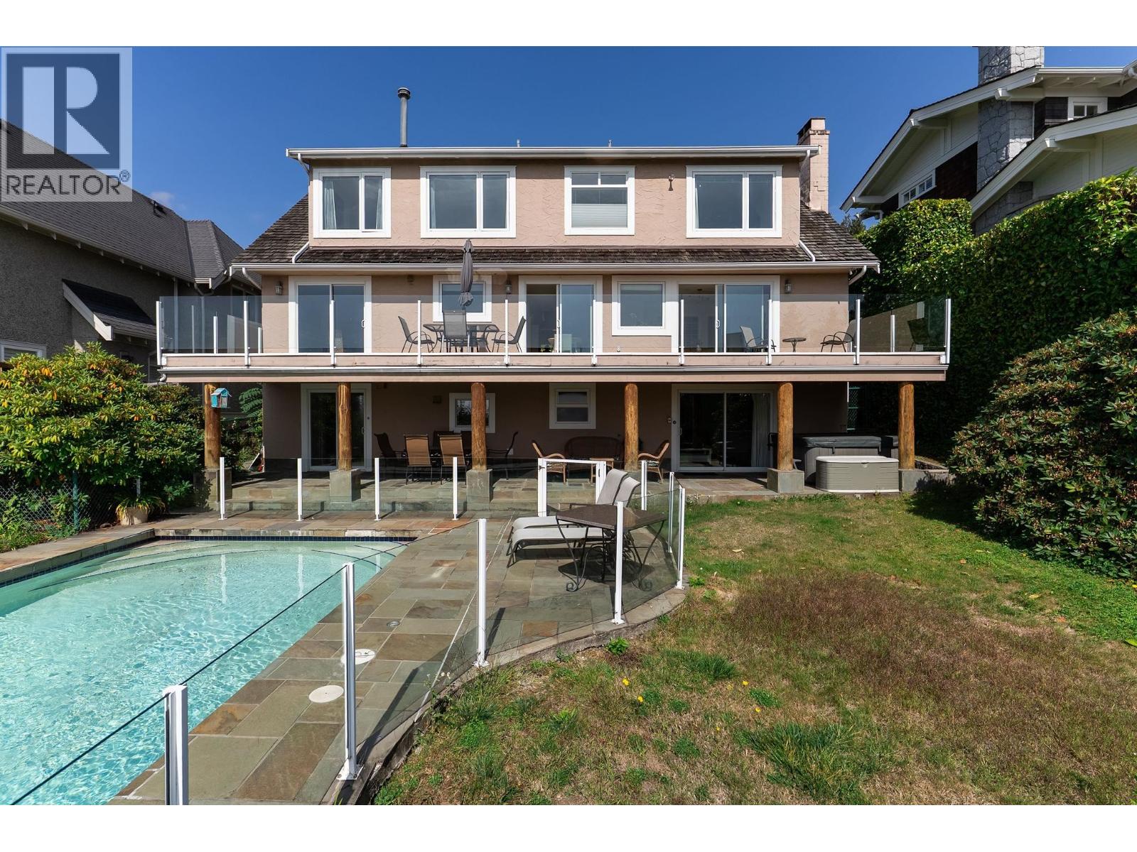 2316 NELSON AVENUE, West Vancouver