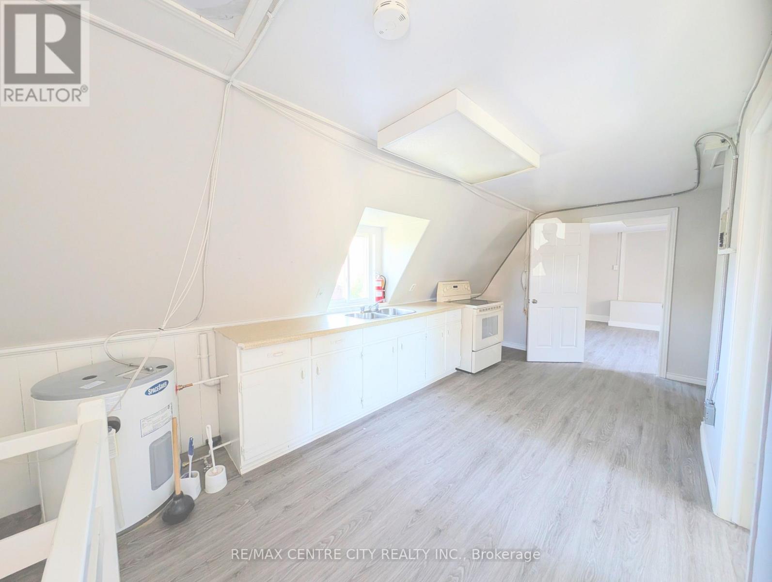 4 - 474 KING STREET, London East (East K) — photo 8