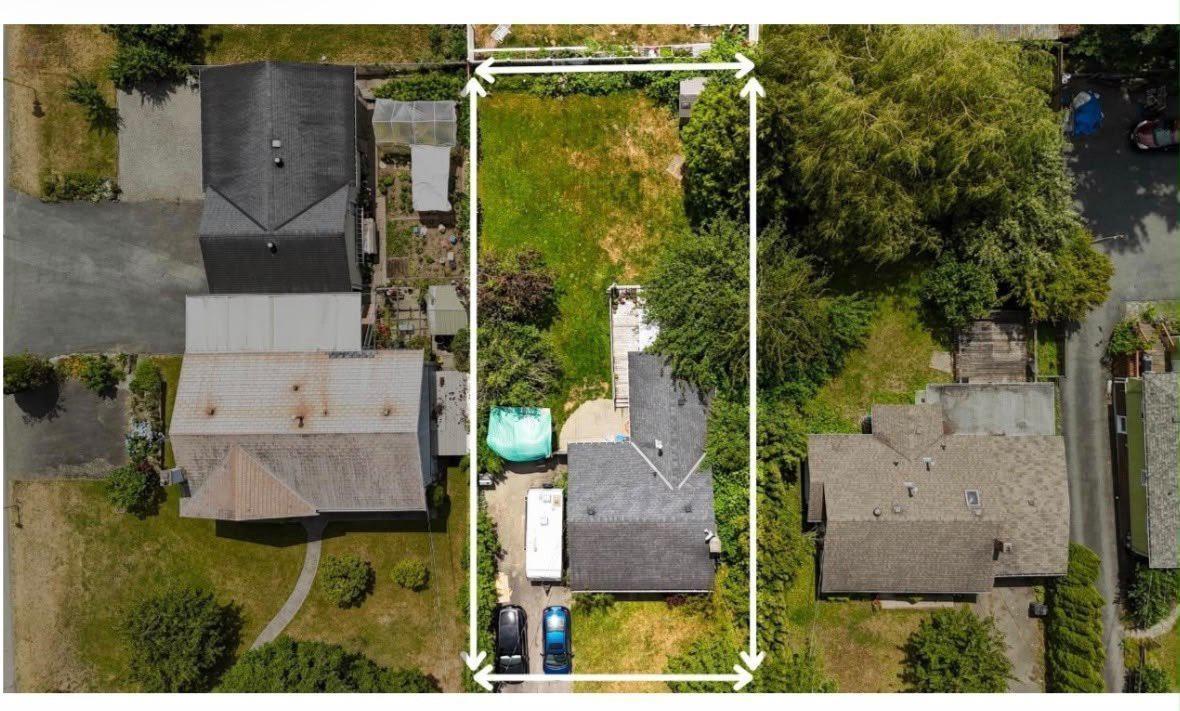 17878 60 AVENUE, Surrey — photo 1