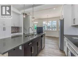 404 River Avenue, Cochrane, AB T4C3B8 Photo 23