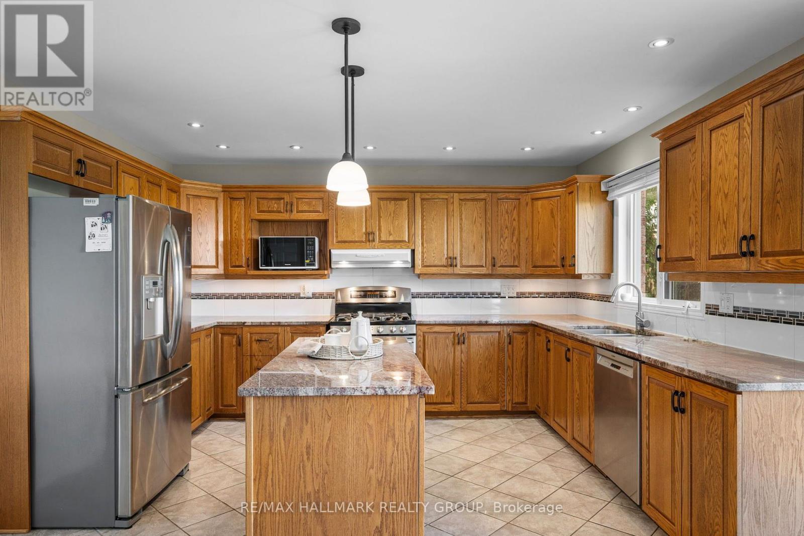 1381 MONTRESOR WAY - 14