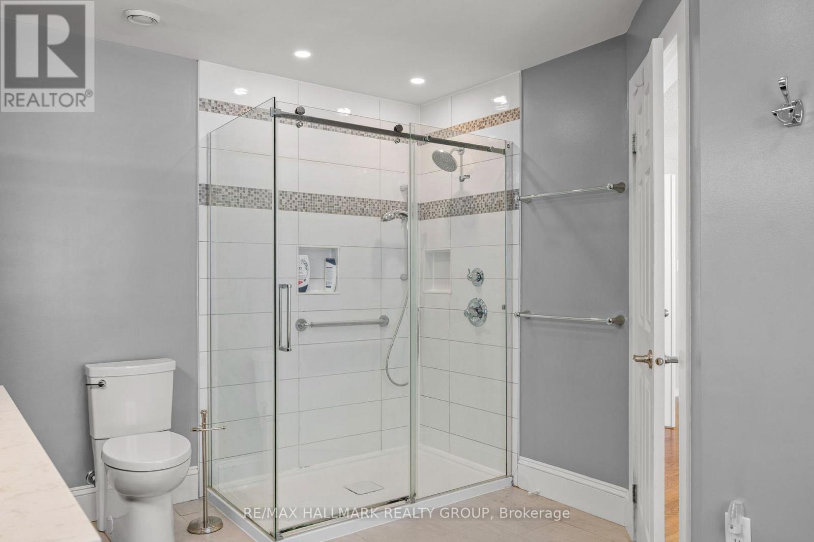 1381 MONTRESOR WAY - 36