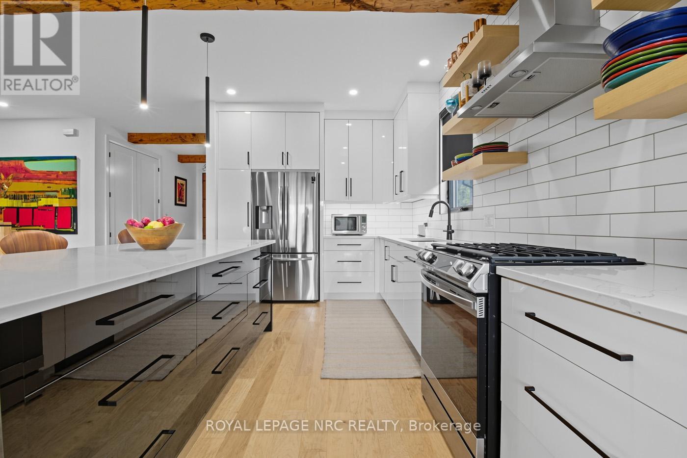 1007 CLARE AVENUE - Image 18