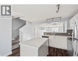 4 Evanscrest Gardens NW - photo 18