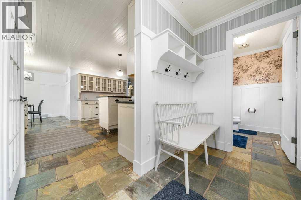 630 East 3 Street - Image 31