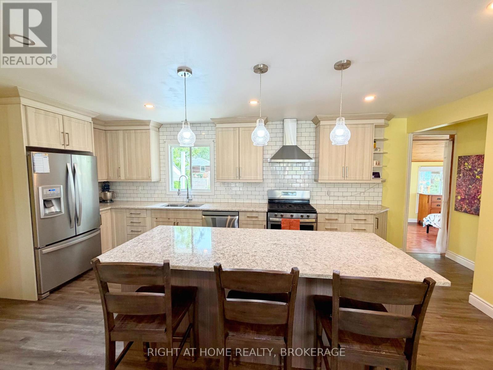 711 JOHN STREET, Haldimand (Dunnville) — photo 6