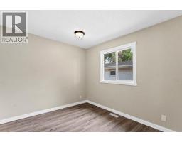 729 3 Street Nw, Medicine Hat, AB T1A7P6 Photo 21