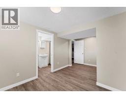 729 3 Street Nw, Medicine Hat, AB T1A7P6 Photo 35