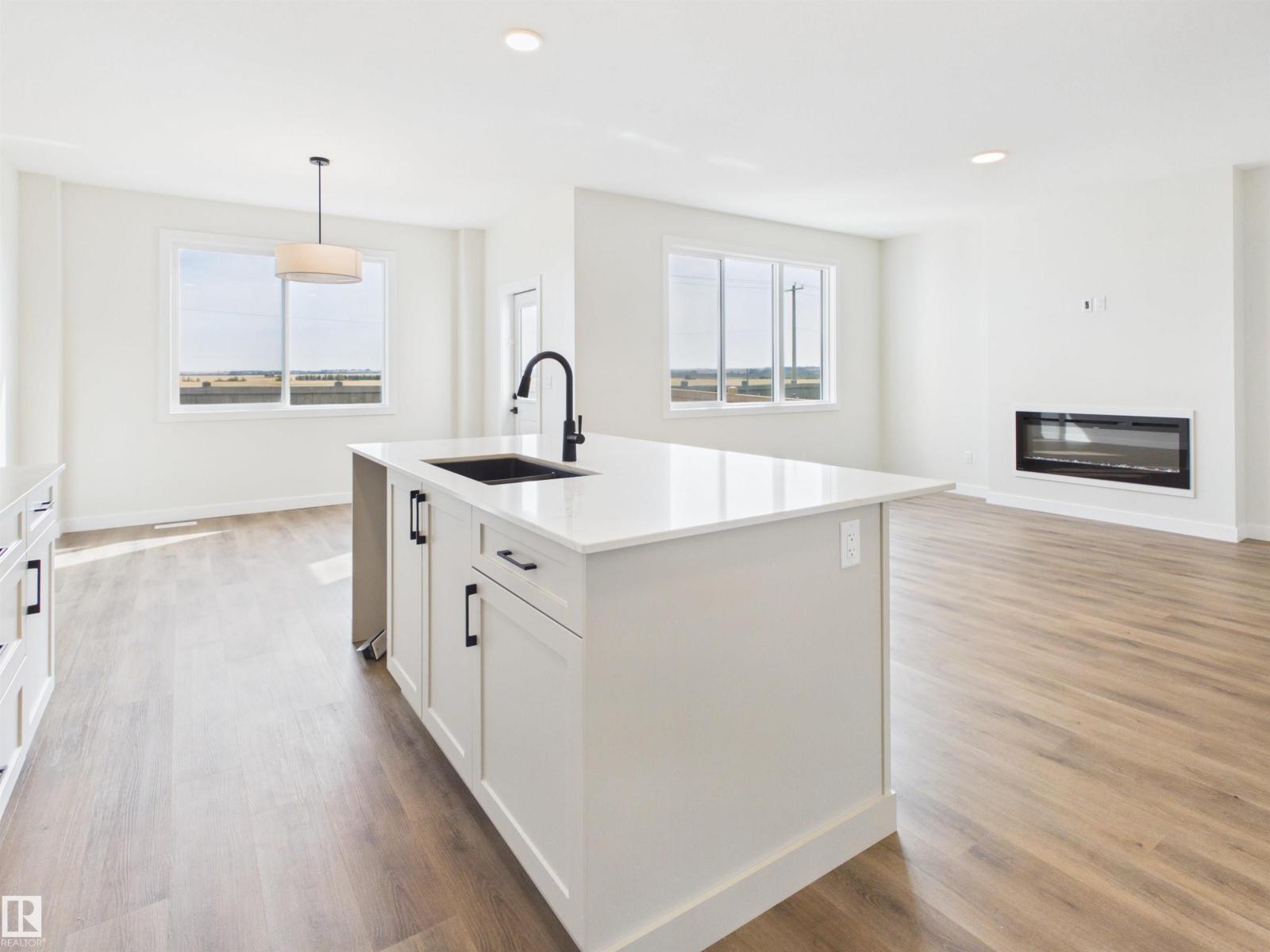 13 Scoria Wd, Sienna — photo 10 of 30