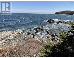 23-1 Hendsbee Wharf Road, Phillips Harbour, NS B0H1N0 Photo 6