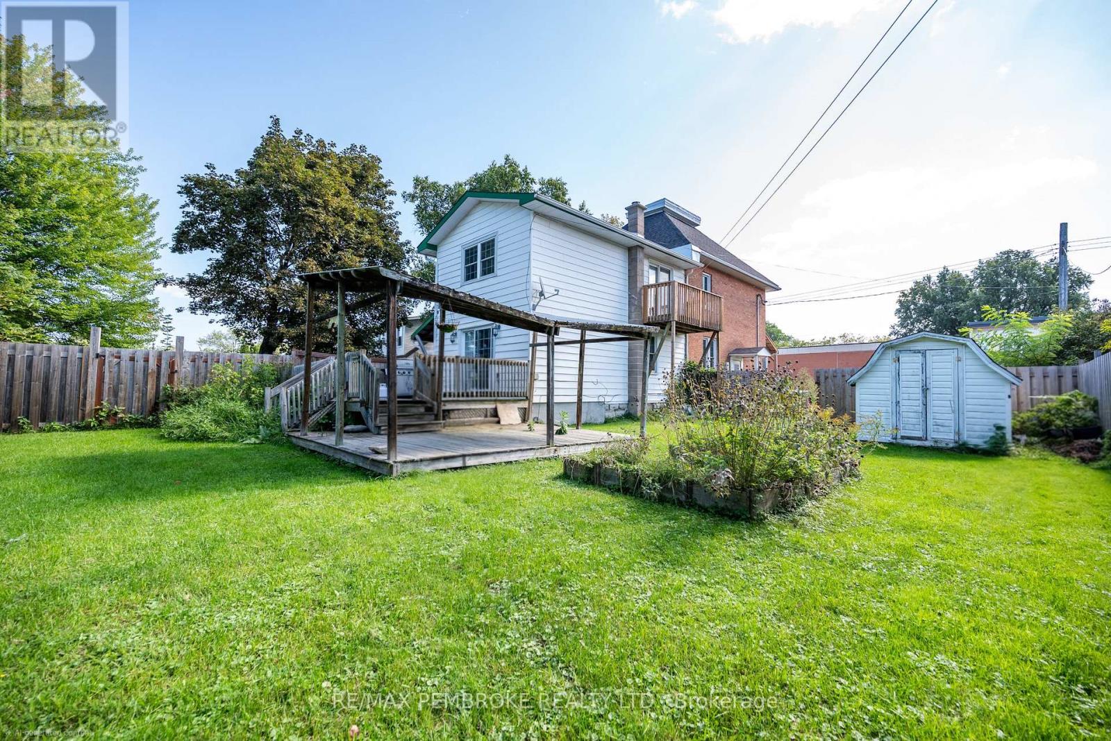 4 Bed, 2 Bath House for Sale in Pembroke – 296 FIRST AVENUE N, Pembroke – MLS# X13777288 - Image 85