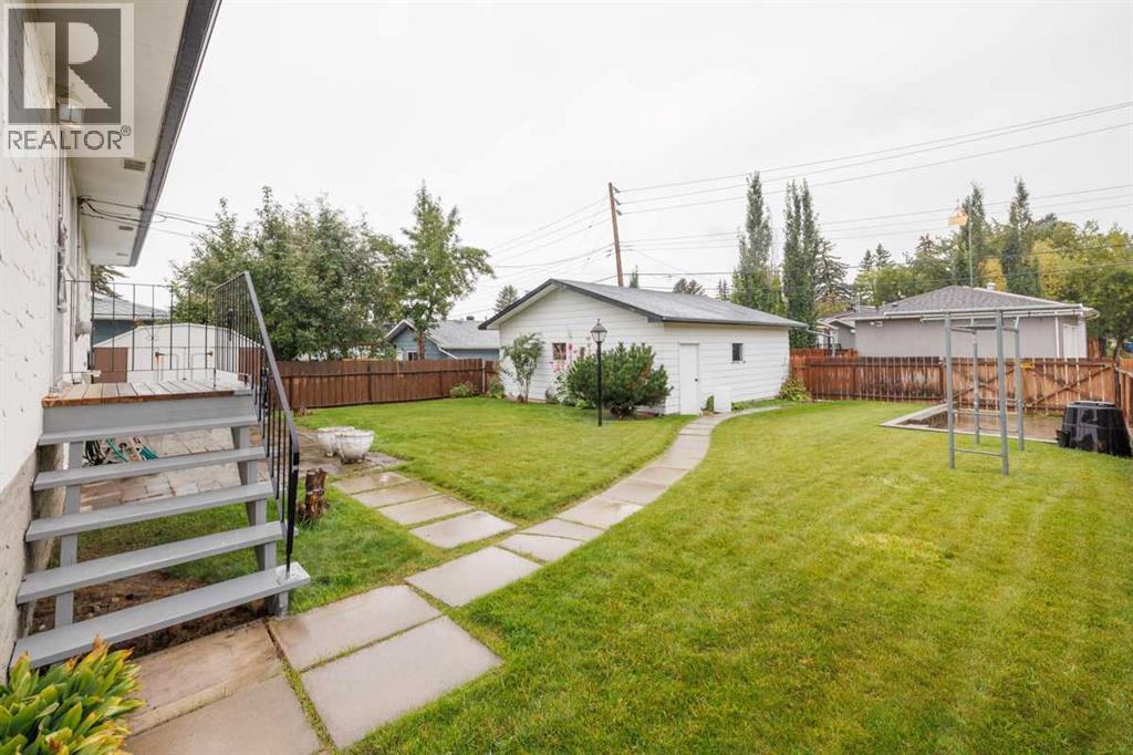67 Huntham Road NE - 25
