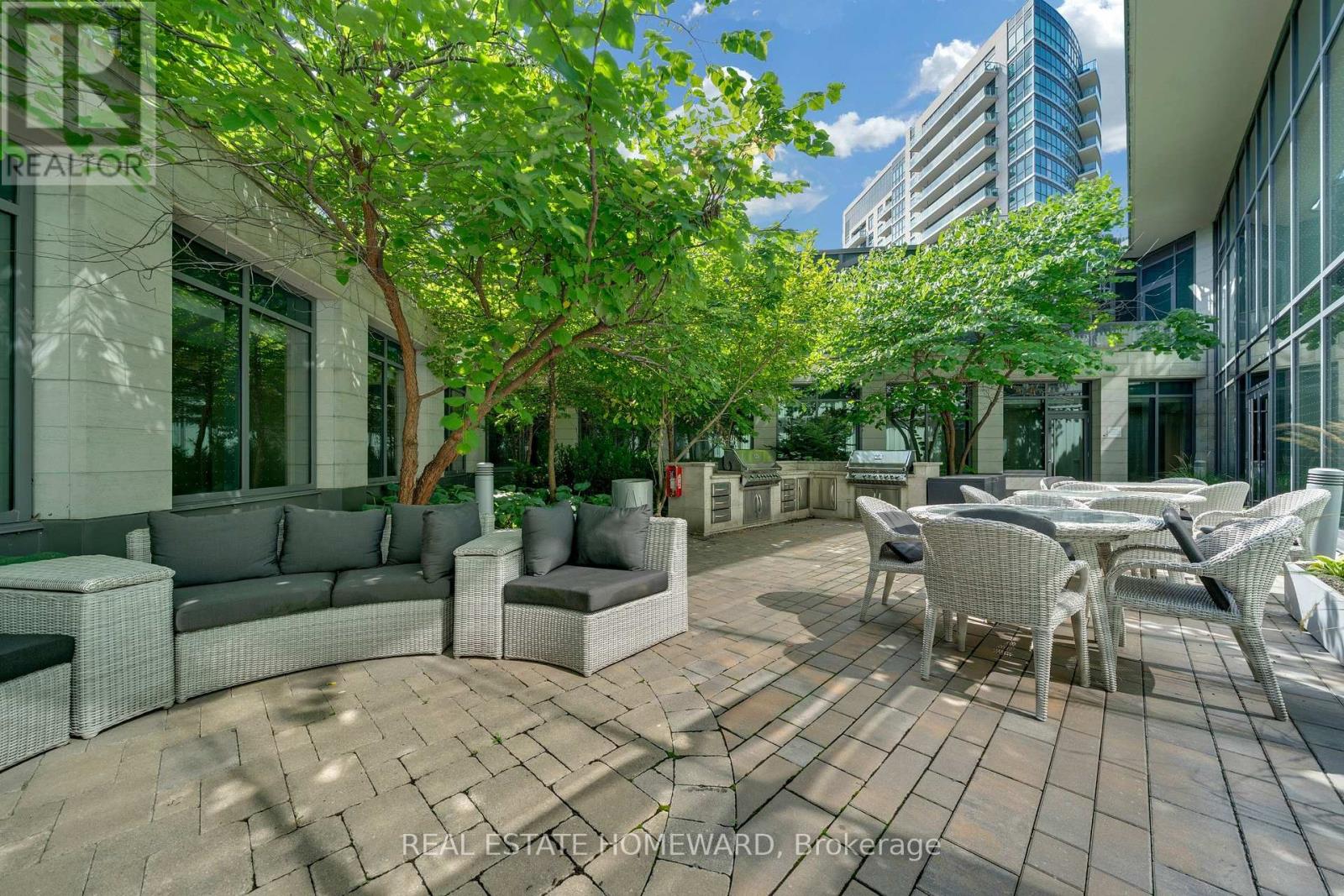 #1717 160 VANDERHOOF AVENUE - Image 31