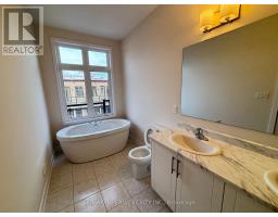 3085 Welsman Gardens, Oakville, ON L6H7Z1 Photo 23