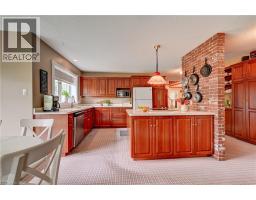 Family room - 11 Lorraine Drive, Linwood, ON N0B2A0 Photo 18