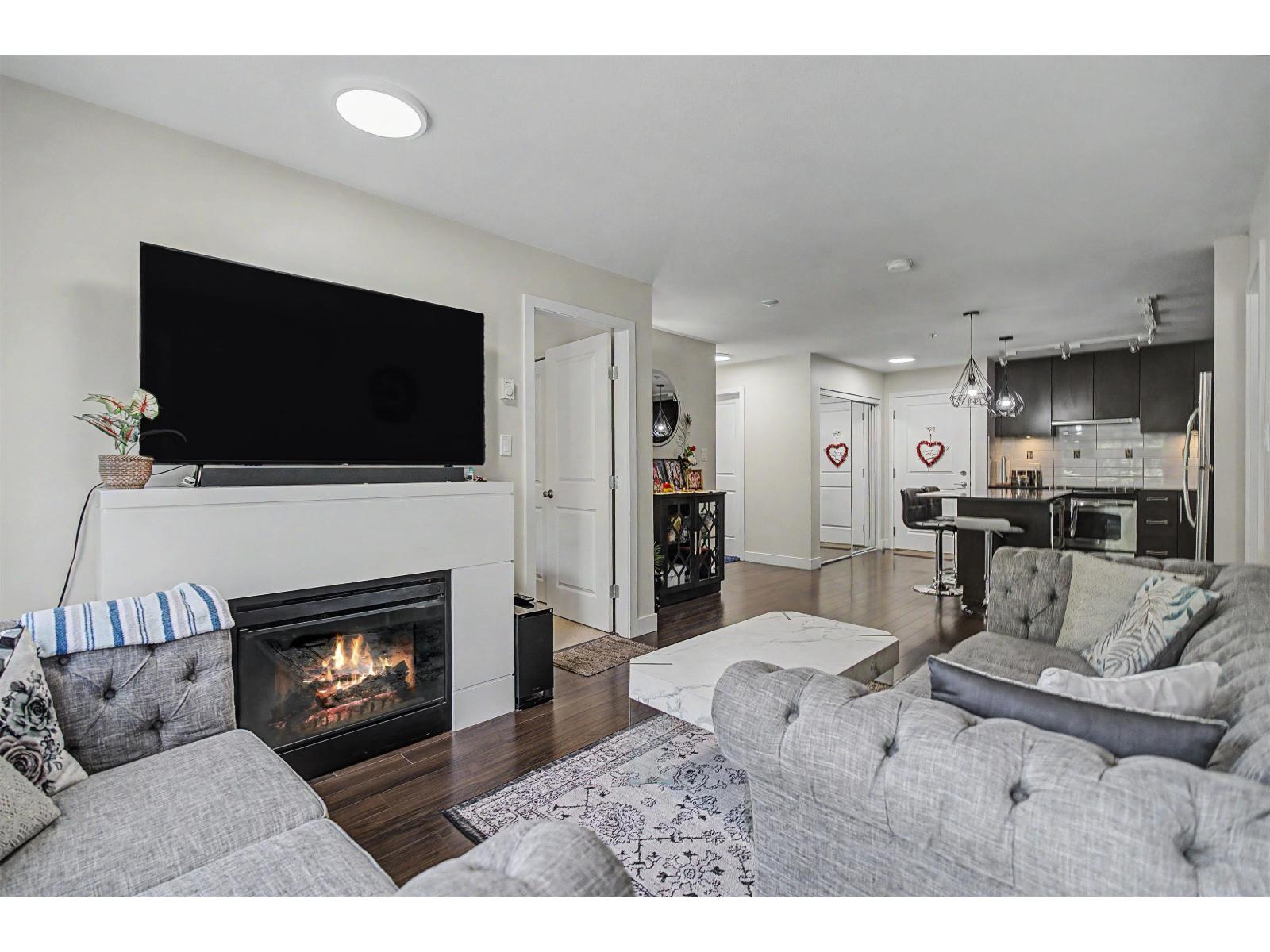 252 15850 26 AVENUE, Surrey — photo 4