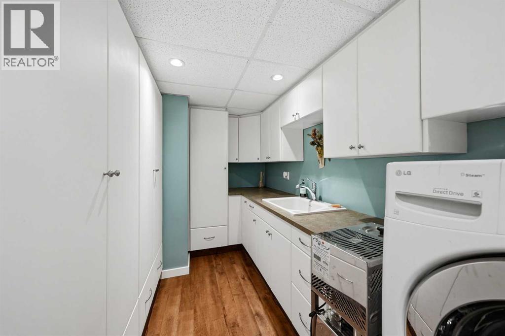 Listing photo – 18 College Park Drive, Red Deer