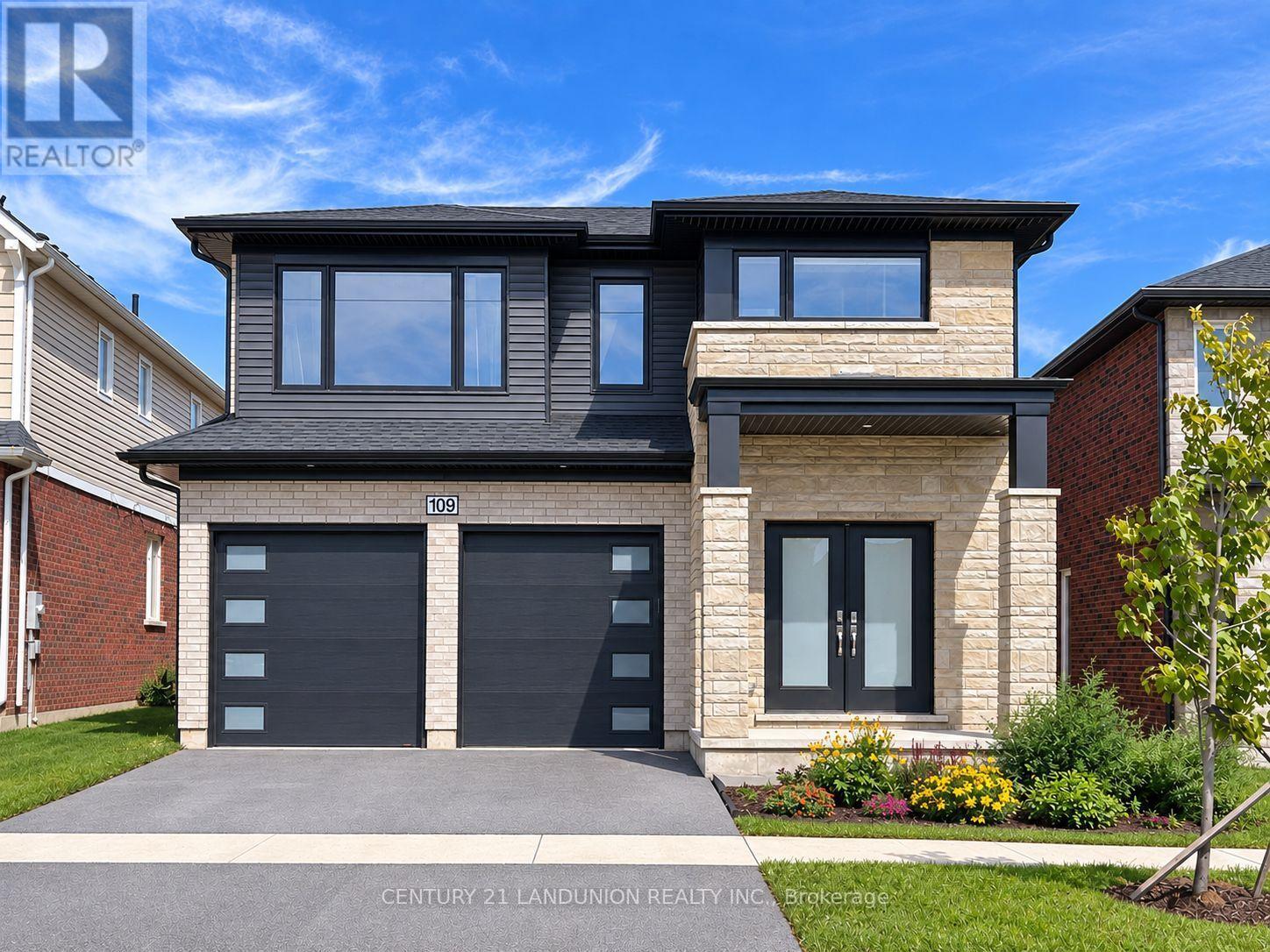 109 ACACIA ROAD, Pelham (Fonthill) — photo 2