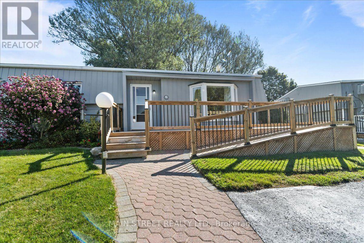 2 PINERIDGE CRESCENT, Clarington (Newcastle) — photo 2