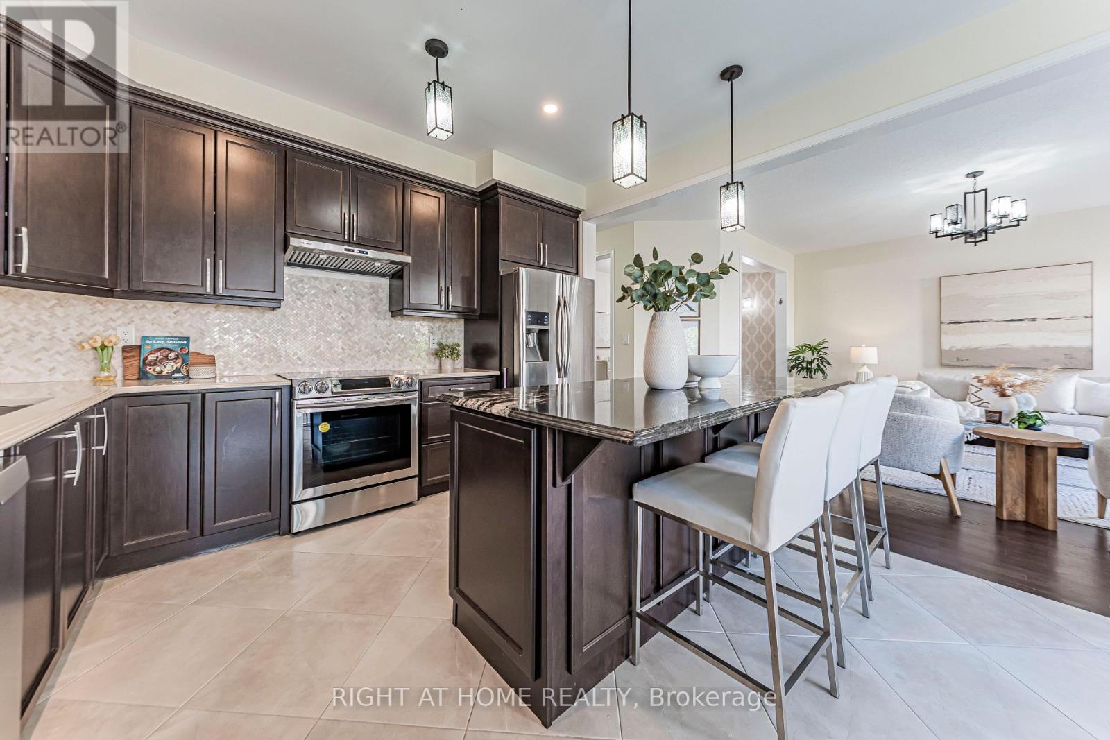 1249 LEGER WAY - 12