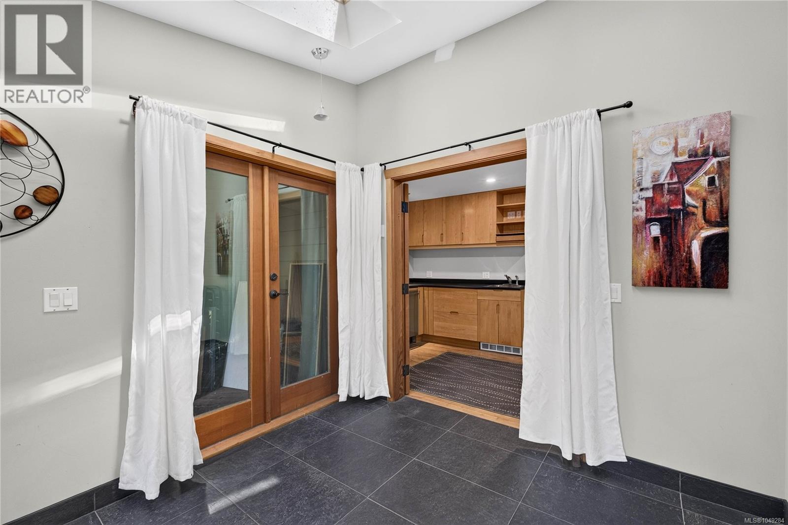  360 Wright Road, Salt Spring