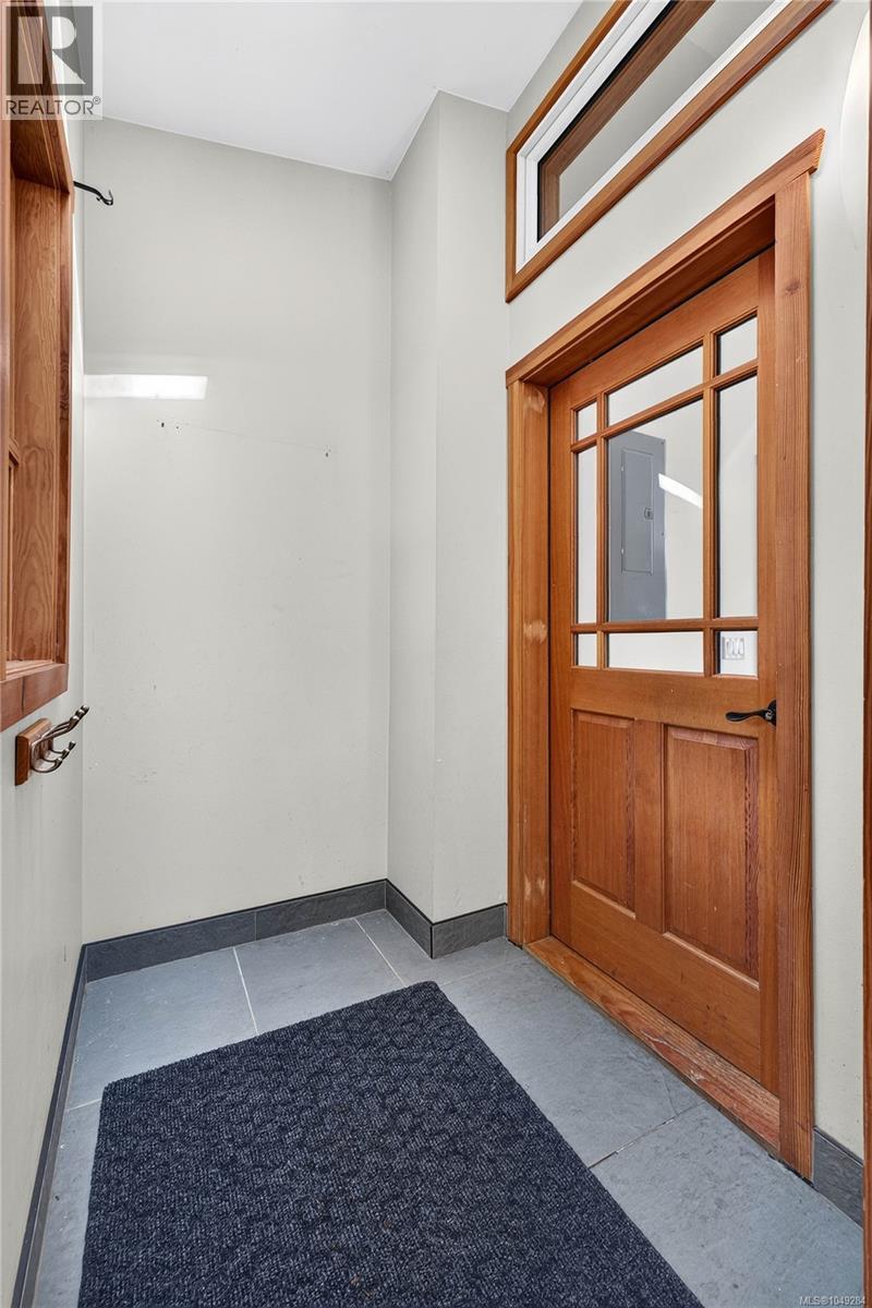  360 Wright Road, Salt Spring
