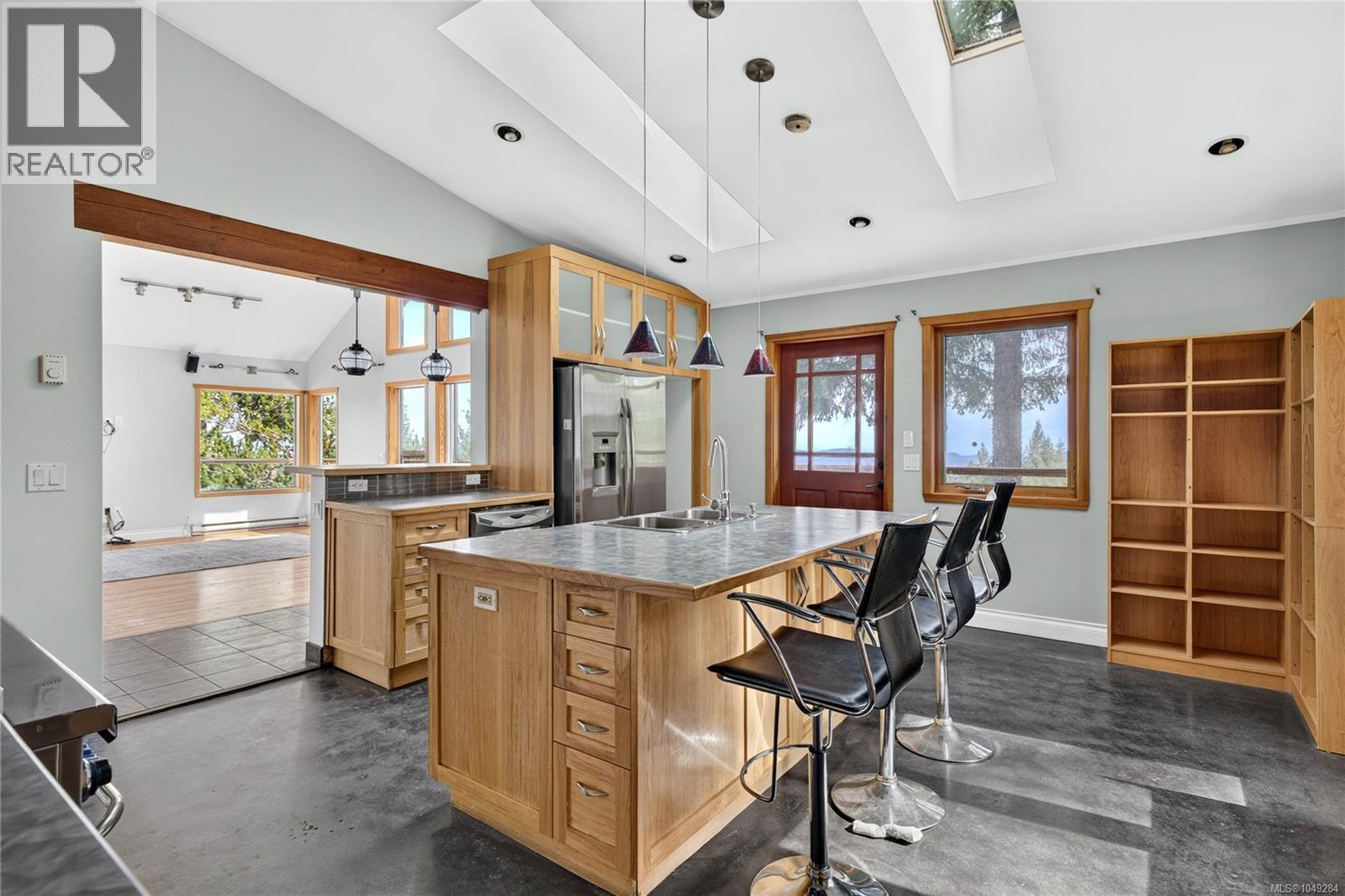  360 Wright Road, Salt Spring