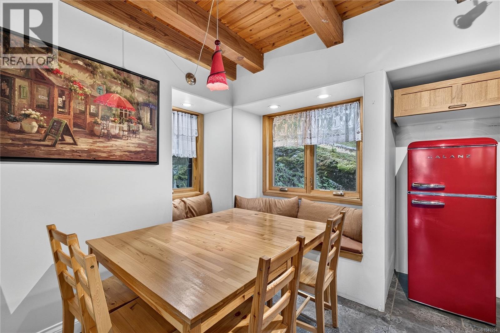 360 Wright Road, Salt Spring