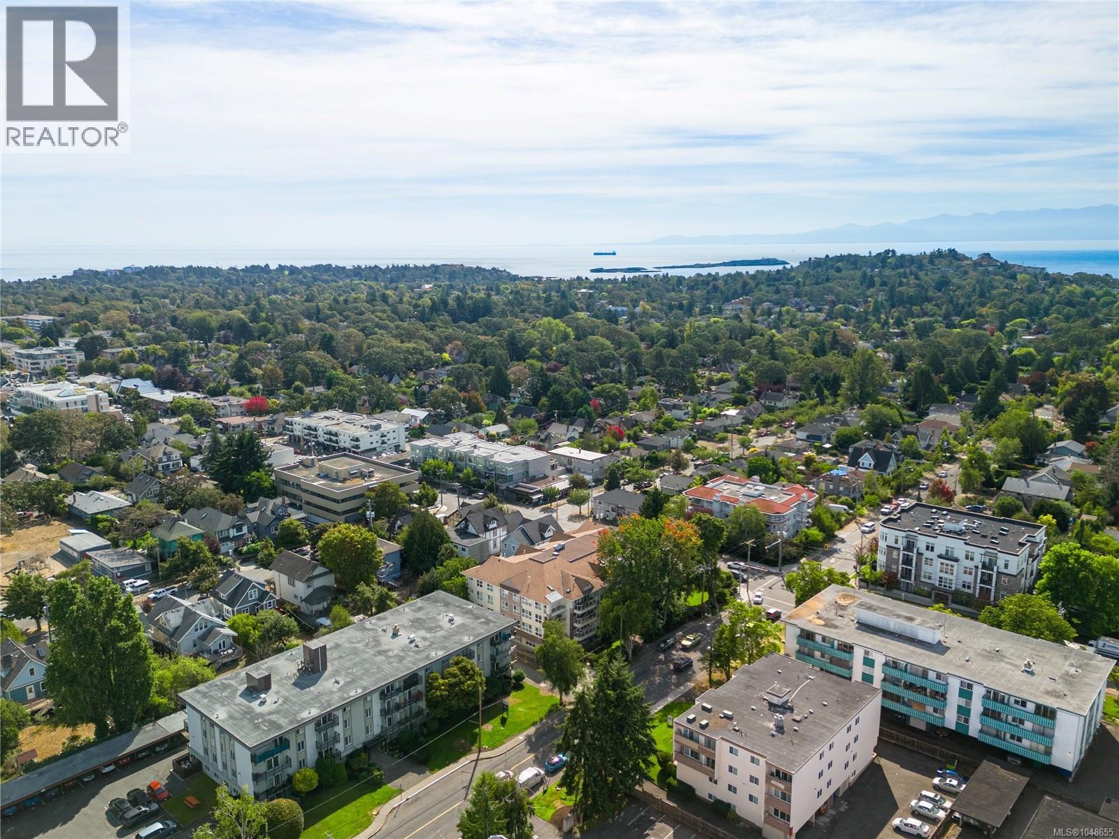 #204 1501 Richmond Ave - 22