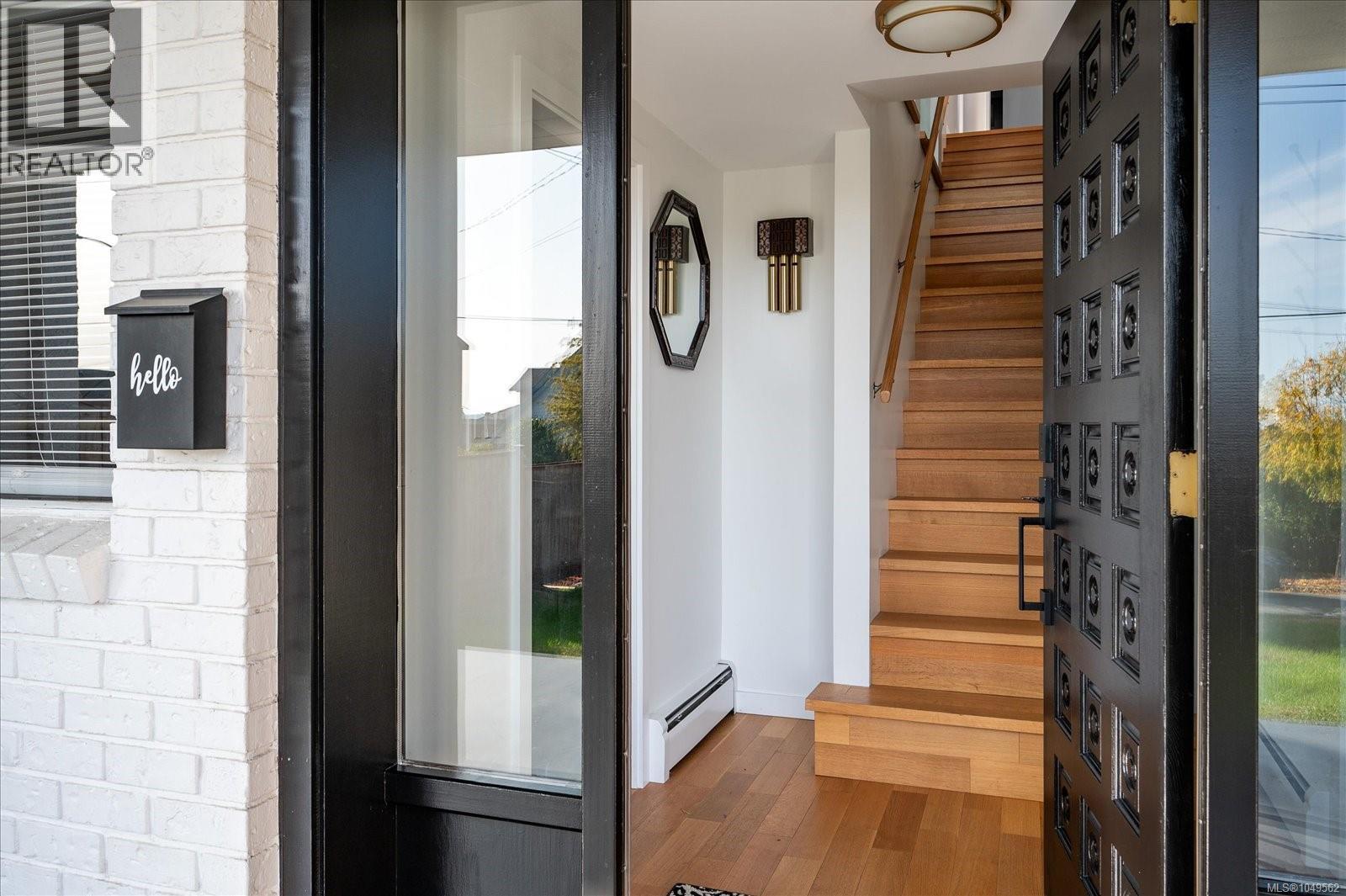339 Kennedy St - Image 3