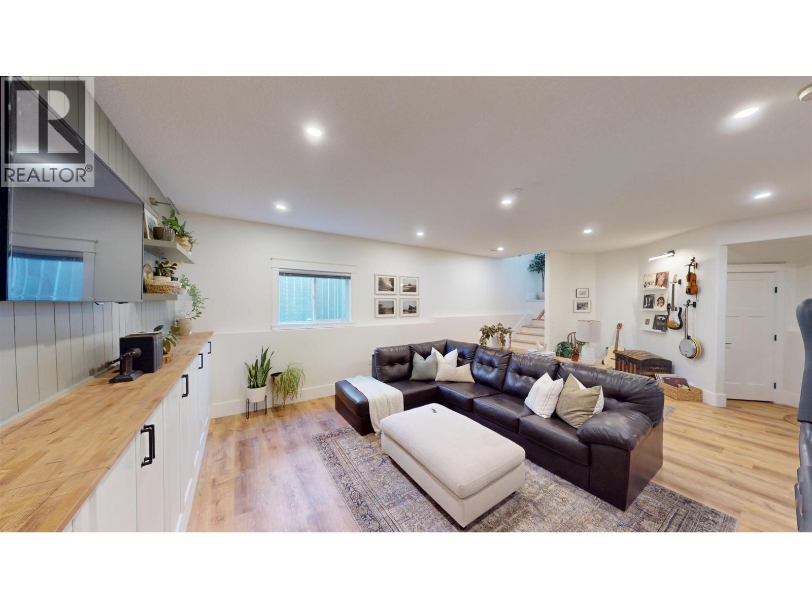 11328 97 STREET - Image 35
