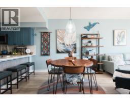 403 5725 Teredo Street, Sechelt, BC V7Z0J7 Photo 6
