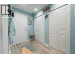 403 5725 Teredo Street, Sechelt, BC V7Z0J7 Photo 16