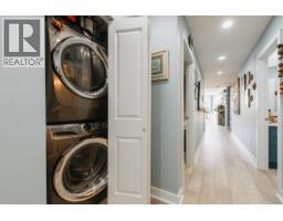403 5725 Teredo Street, Sechelt, BC V7Z0J7 Photo 19