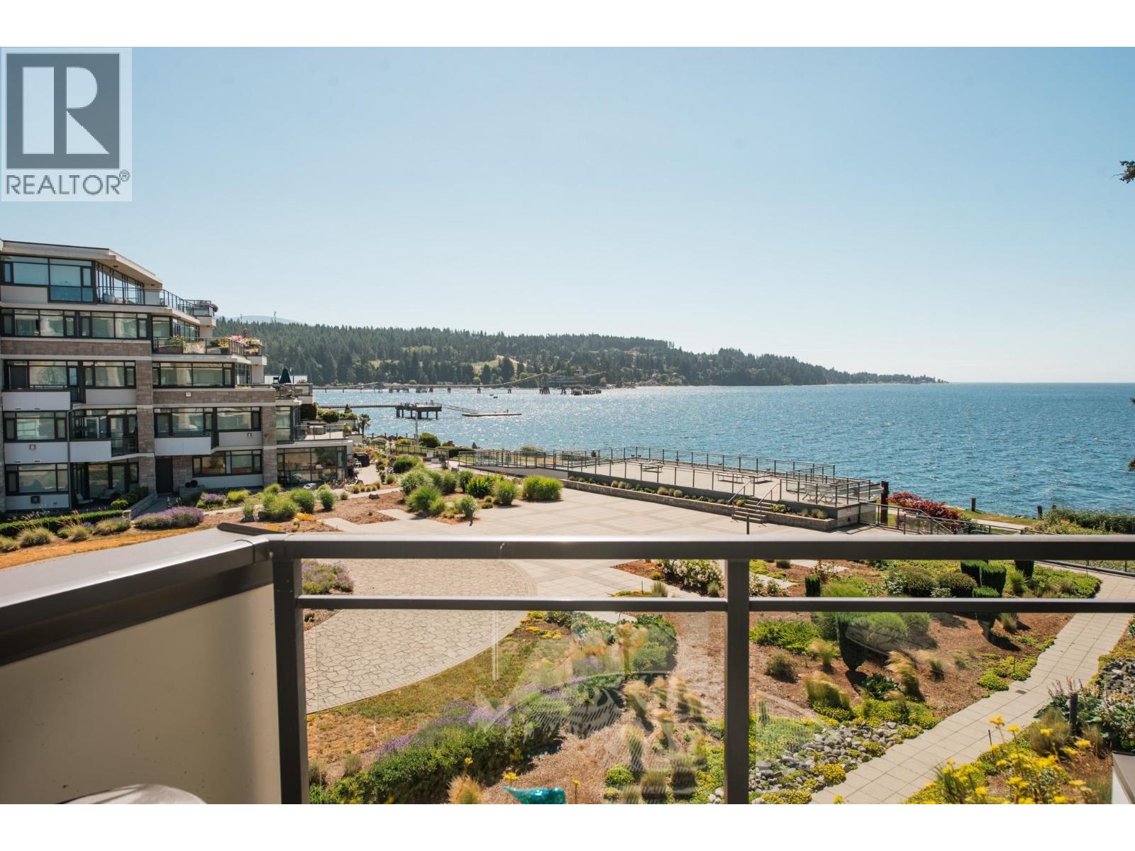 403 5725 TEREDO STREET, Sechelt