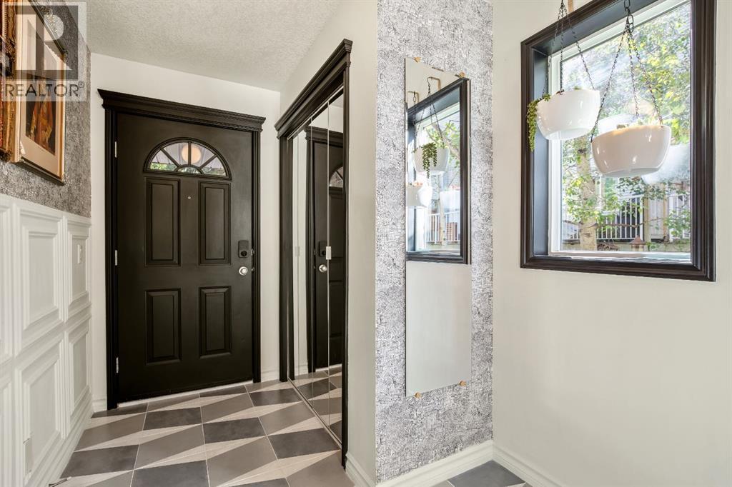 190 Inglewood Grove SE - Image 9