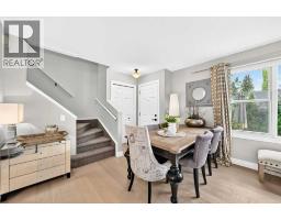Kitchen - 2275 Flanders Avenue Sw, Calgary, AB T2T5K9 Photo 8