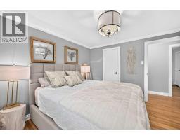 Kitchen - 2275 Flanders Avenue Sw, Calgary, AB T2T5K9 Photo 18