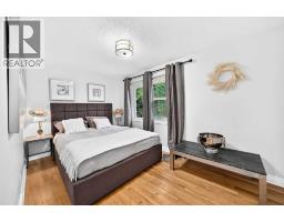 3pc Bathroom - 2275 Flanders Avenue Sw, Calgary, AB T2T5K9 Photo 19