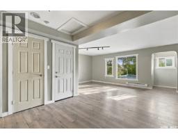 916 Athol Street, Regina, SK S4T3B7 Photo 14