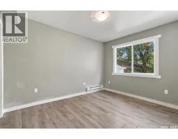 Bedroom - 916 Athol Street, Regina, SK S4T3B7 Photo 8